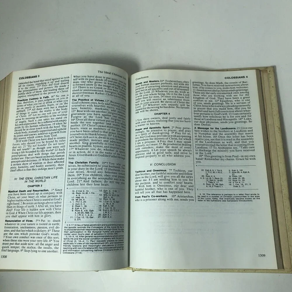 Holy Bible New American Bible NAB Catholic‎ Family Reference Edition 1971 B
